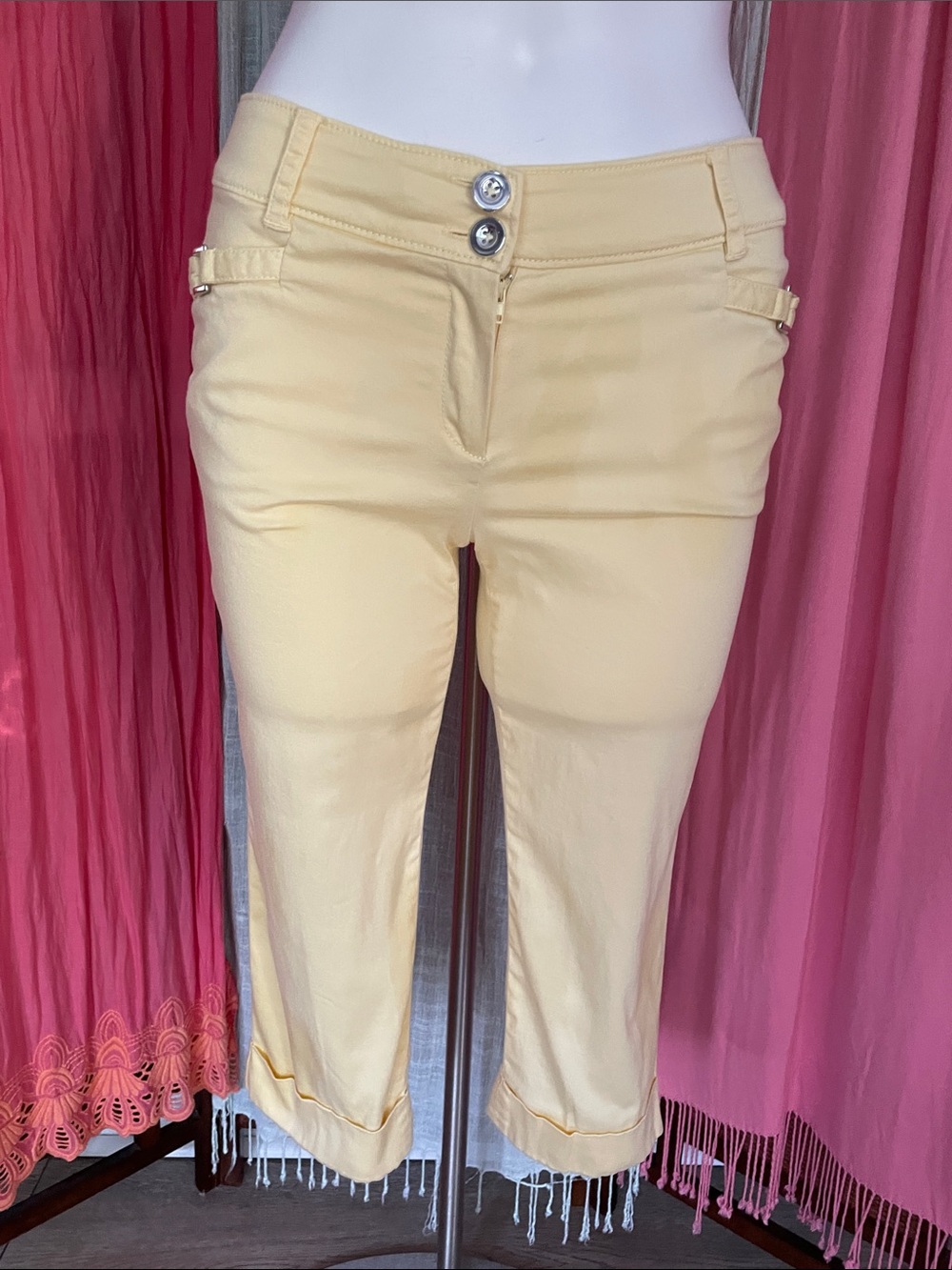 Light Yellow Capri Pants